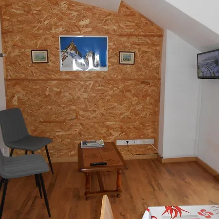 Location Mirande 2 4 Couchages 9 Quartier Pon Apartamento